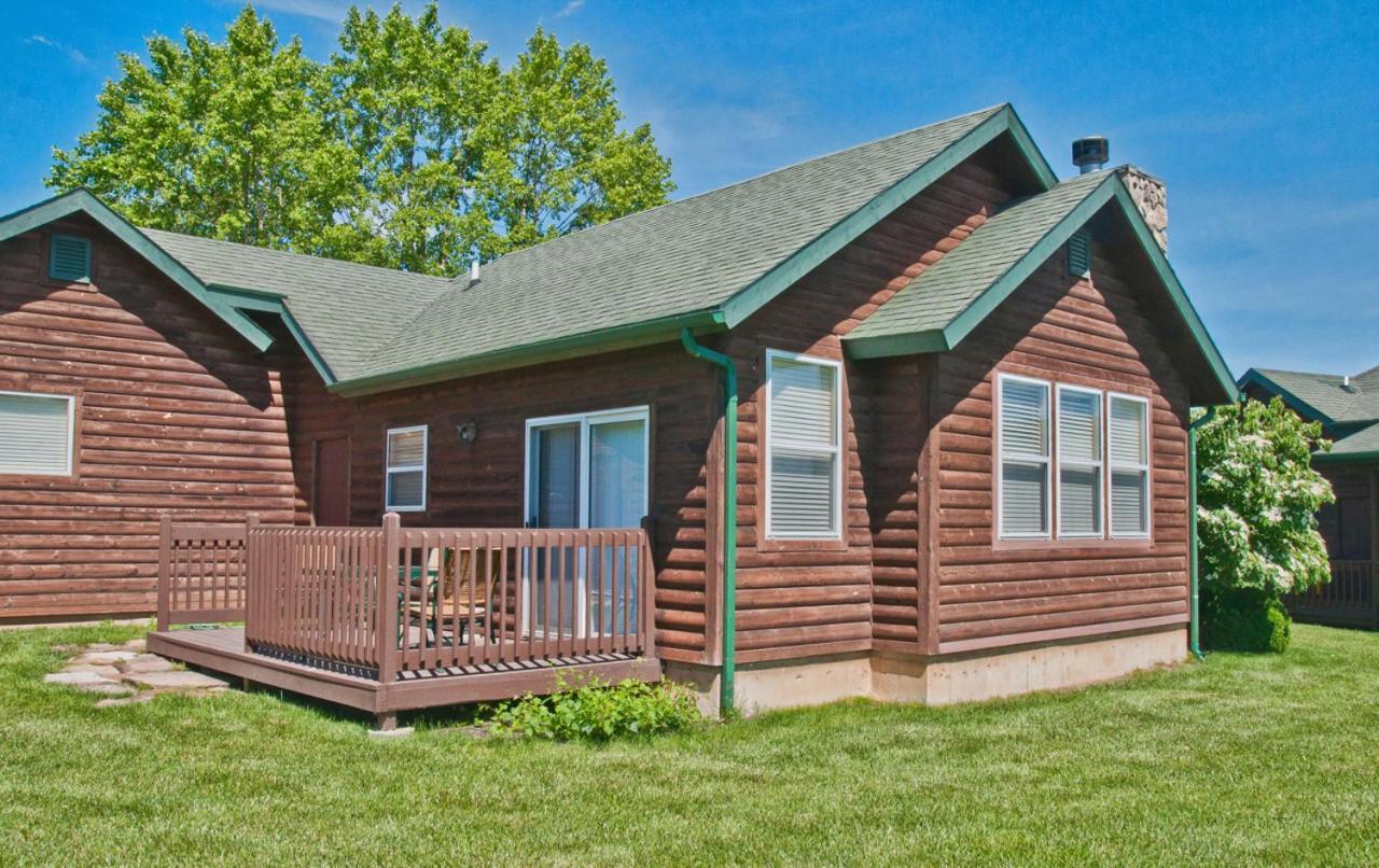 The Lodge At Old Kinderhook Camdenton Extérieur photo
