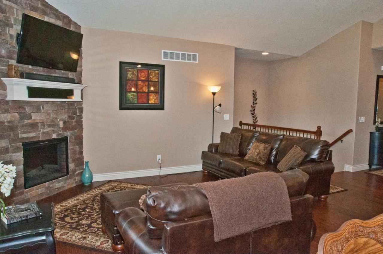 The Lodge At Old Kinderhook Camdenton Extérieur photo
