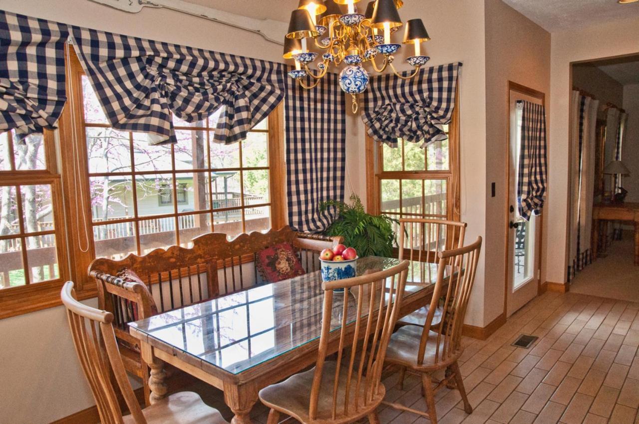 The Lodge At Old Kinderhook Camdenton Extérieur photo