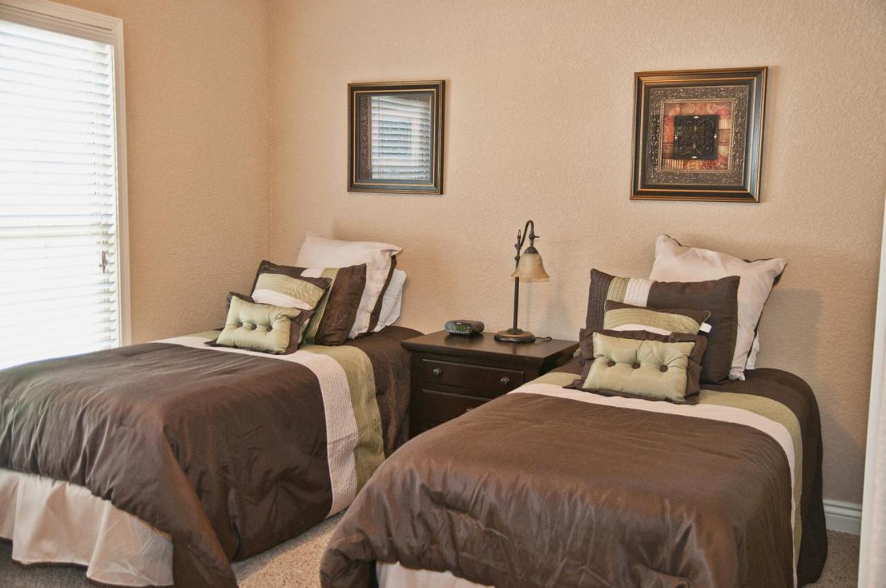 The Lodge At Old Kinderhook Camdenton Extérieur photo