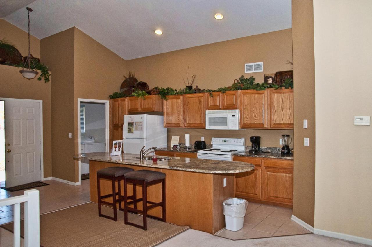 The Lodge At Old Kinderhook Camdenton Extérieur photo